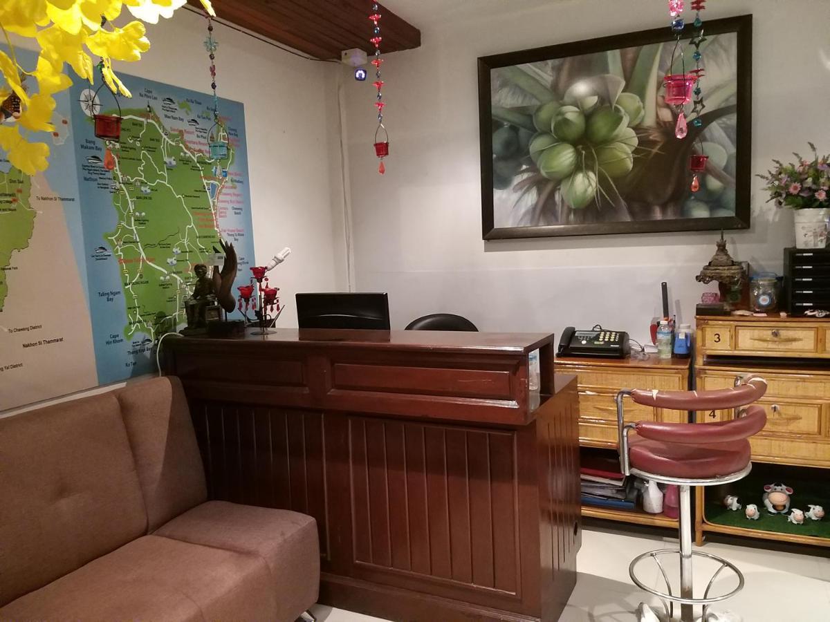 The Corner Transit Hostel Самуй Екстер'єр фото